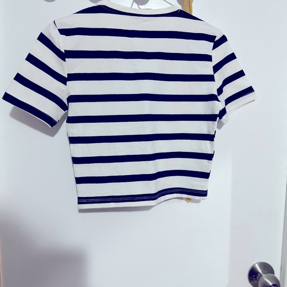 Zara White and navy blue stripped crop top - Picture 3 of 4